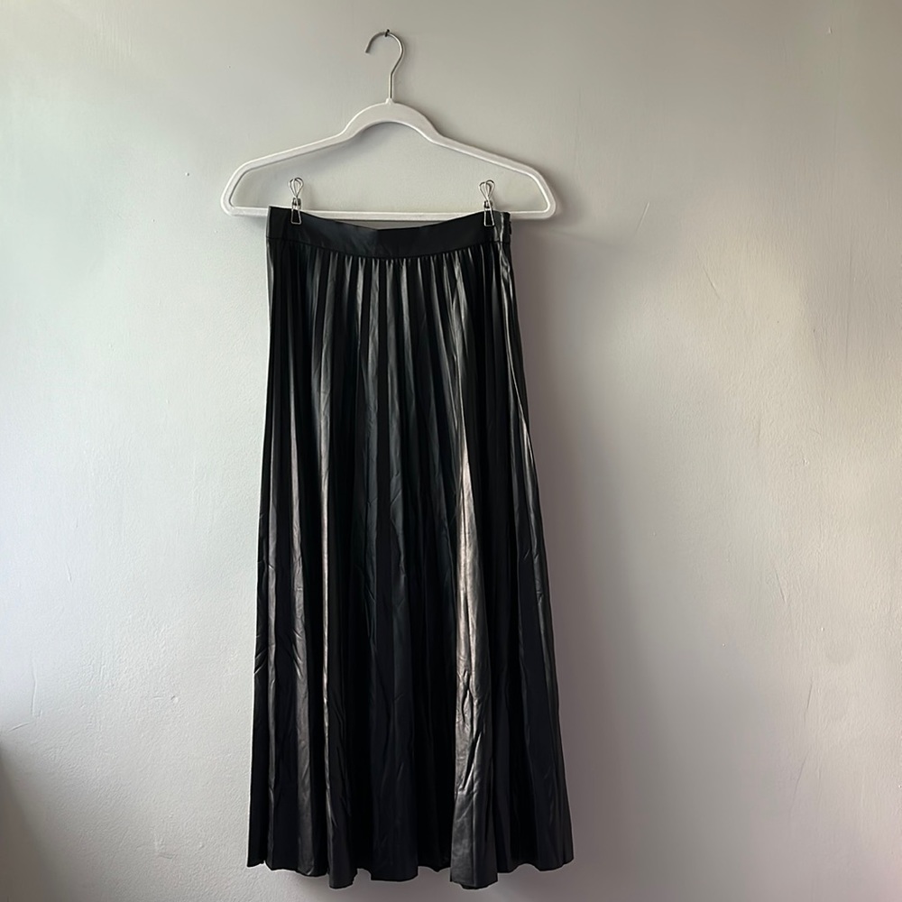 Zara Black Pleated Maxi Skirt